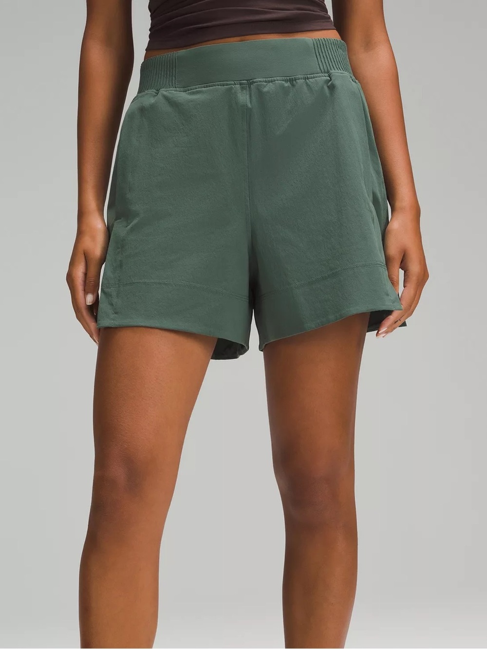 Stretch Woven Relaxed-Fit High-Rise Short